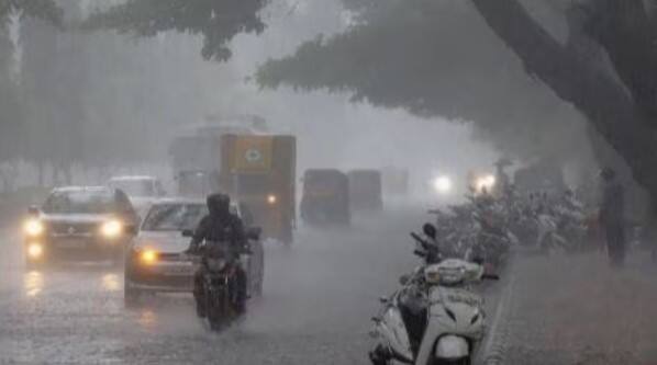 Gujarat Rain: સૌરાષ્ટ્રના 3 જિલ્લાઓમાં આજે ભારે વરસાદનું યલો એલર્ટ, જાણો ક્યાં પડશે વરસાદ Yellow alert for heavy rain in 3 districts of Saurashtra today Gujarat Rain: સૌરાષ્ટ્રના 3 જિલ્લાઓમાં આજે ભારે વરસાદનું યલો એલર્ટ, જાણો ક્યાં પડશે વરસાદ