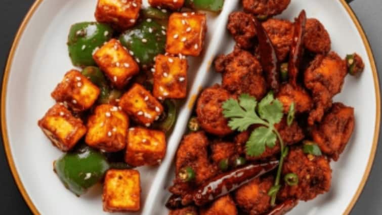 VIDEO: ‘Chicken Served As Paneer In Sawan,’ Lucknow Man Alleges Food-Related Illness; FIR Lodge VIDEO: ‘Chicken Served As Paneer In Sawan,’ Lucknow Man Alleges Food-Related Illness; FIR Lodge