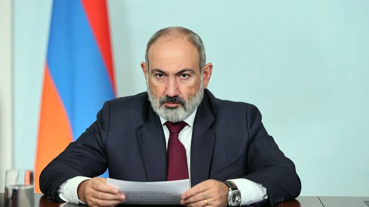 Armenia President Nicole Pashnian is also in awe. He is afraid of murder due to defeat in Nagorno Karabakh war and being away from Russia. Even before this, in the year 2021, there was an attack on him.