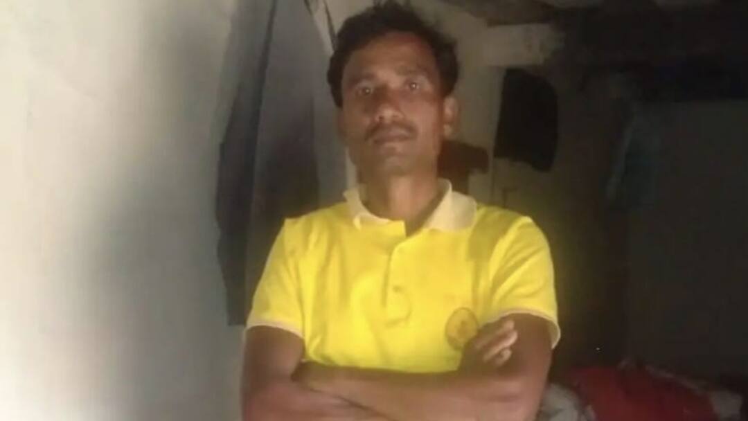 दोस्त दोस्त ना रहा! छिंदवाड़ा में मोबाइल और 2 हजार रुपये के लिए विवाद में पत्थर से कुचलकर हत्या Chhindwara a friend killed another friend over a dispute regarding a mobile and 2000 rupees ANN दोस्त दोस्त ना रहा! छिंदवाड़ा में मोबाइल और 2 हजार रुपये के लिए विवाद में पत्थर से कुचलकर हत्या