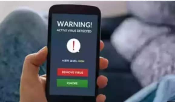 ਇਹ ਸਾਵਧਾਨੀਆਂ ਵਰਤੋ: 1. ਕਿਸੇ ਵੀ ਅਣਜਾਣ ਲਿੰਕ ਜਾਂ ਕਾਲ ਰਾਹੀਂ ਐਪਸ ਡਾਊਨਲੋਡ ਨਾ ਕਰੋ। 2. ਸਕ੍ਰੀਨ ਸ਼ੇਅਰਿੰਗ ਐਪਸ ਨੂੰ ਉਦੋਂ ਤੱਕ ਇੰਸਟਾਲ ਨਾ ਕਰੋ ਜਦੋਂ ਤੱਕ ਇਹ ਕਿਸੇ ਭਰੋਸੇਯੋਗ ਸੰਸਥਾ ਦੁਆਰਾ ਲੋੜੀਂਦਾ ਨਾ ਹੋਵੇ। 3. ਸੋਸ਼ਲ ਮੀਡੀਆ 'ਤੇ ਆਪਣੀਆਂ ਗੋਪਨੀਯਤਾ ਸੈਟਿੰਗਾਂ ਨੂੰ ਮਜ਼ਬੂਤ ਕਰੋ ਤੇ ਆਪਣੀ ਨਿੱਜੀ ਜਾਣਕਾਰੀ ਨੂੰ ਸੀਮਤ ਰੂਪ ਵਿੱਚ ਸਾਂਝਾ ਕਰੋ। 4. ਬੈਂਕਿੰਗ ਸੇਵਾਵਾਂ ਦੀ ਵਰਤੋਂ ਕਰਦੇ ਸਮੇਂ ਕਿਸੇ ਨੂੰ ਵੀ ਸਕ੍ਰੀਨ ਐਕਸੈਸ ਨਾ ਦਿਓ।