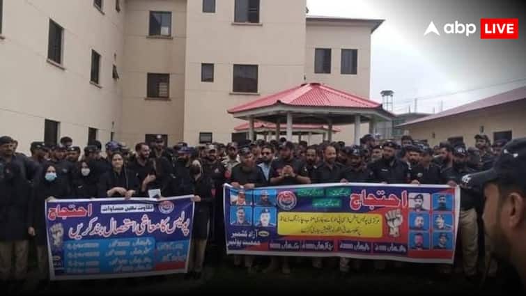 PoK Police: पाकिस्तान की टूट गई कमर! सड़कों पर उतर आई PoK पुलिस, कहा- नहीं करेंगे काम