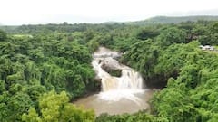 महाराष्ट्रातील पहिला काचेचा पूल कोकणात; निसर्गरम्य धबधब्याजवळ लोकार्पण