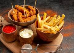 स्वाद के चक्कर में न करें लीवर से खिलवाड़, ये 6 फूड्स खाने से बचें