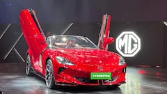 ஏங்க.. 800 கி.மீட்டர் மைலேஜ்.. ரூ.50 லட்சம் முதல் 5 கோடி வரை! சந்தைக்கு வரும் சொகுசு கார்கள்