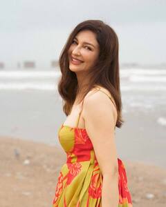 Saumya Tandon : ભાભીજી ઘર પર હૈ ફેમ સૌમ્યા ટંડનનો જોવા મળ્યો ગ્લેમરસ અંદાજ, જુઓ તસવીરો