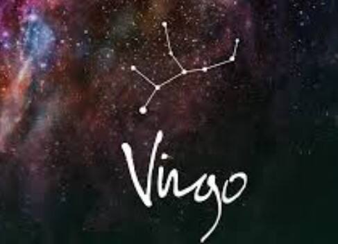 ਕੰਨਿਆ ਰਾਸ਼ੀ  ਇਹ ਗਜਕੇਸਰੀ ਯੋਗ ਤੁਹਾਡੇ ਦਸਵੇਂ ਘਰ ਵਿੱਚ ਬਣੇਗਾ, ਜੋ ਤੁਹਾਡੇ ਪੇਸ਼ੇਵਰ ਜੀਵਨ ਵਿੱਚ ਤਰੱਕੀ ਅਤੇ ਸਫਲਤਾ ਦਾ ਸਮਾਂ ਲਿਆਏਗਾ। ਤੁਹਾਨੂੰ ਤਰੱਕੀ, ਨਵੀਂ ਨੌਕਰੀ ਜਾਂ ਪ੍ਰੋਜੈਕਟਾਂ ਵਿੱਚ ਸਫਲਤਾ ਮਿਲ ਸਕਦੀ ਹੈ। ਤੁਹਾਡੀ ਲੀਡਰਸ਼ਿਪ ਕੁਸ਼ਲਤਾ ਅਤੇ ਫੈਸਲਾ ਲੈਣ ਦੀ ਸ਼ਕਤੀ ਵਧੇਗੀ। ਇਸ ਨਾਲ ਤੁਹਾਡੇ ਸਾਥੀ ਅਤੇ ਸੀਨੀਅਰ ਤੁਹਾਡੀ ਕਦਰ ਕਰਨਗੇ। ਇਹ ਤੁਹਾਡੇ ਕਰੀਅਰ ਦੇ ਟੀਚਿਆਂ ਨੂੰ ਪ੍ਰਾਪਤ ਕਰਨ ਅਤੇ ਸਮਾਜਿਕ ਪ੍ਰਤਿਸ਼ਠਾ ਵਧਾਉਣ ਲਈ ਇੱਕ ਅਨੁਕੂਲ ਸਮਾਂ ਹੈ। ਆਪਣੇ ਪੇਸ਼ੇਵਰ ਟੀਚਿਆਂ 'ਤੇ ਧਿਆਨ ਕੇਂਦਰਿਤ ਕਰੋ ਅਤੇ ਨਵੇਂ ਪ੍ਰੋਜੈਕਟ ਸ਼ੁਰੂ ਕਰੋ।