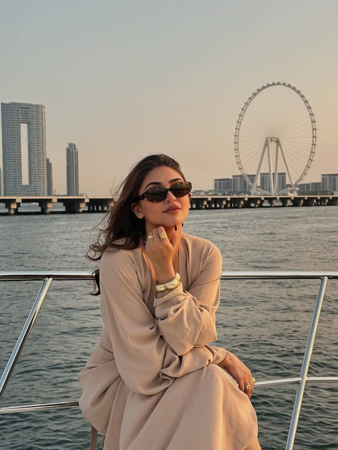 This is not the first time that Crystal has been seen with the roomy boyfriend Ghulam Gaus Deewani. The actress is often seen hanging out with her.