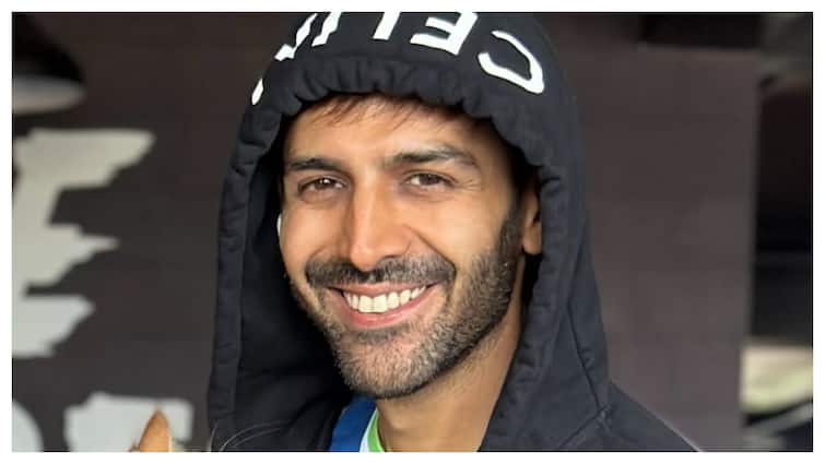 Kartik Aaryan Recreates Coldplay Kiss Cam Viral Video – But What’s He Cheating On?