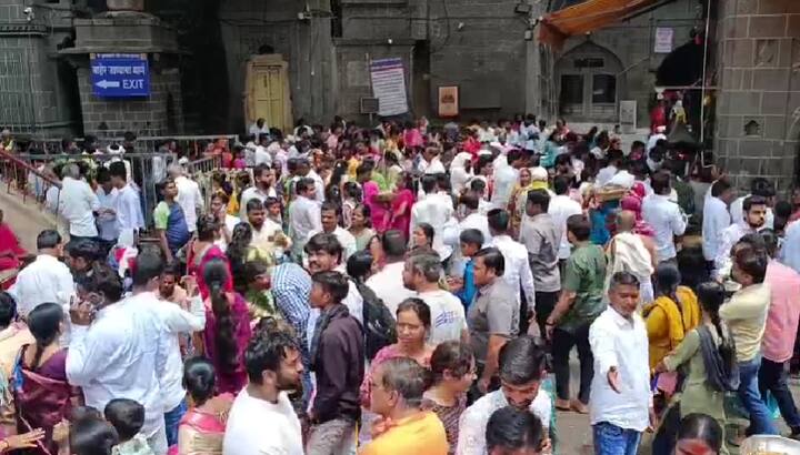 'आई राजा उदो उदो...'च्या गजरात दररोज देवीचं दर्शन घेणाऱ्या हजारो भाविकांसाठी आता पुन्हा एकदा लाडू प्रसाद मिळणार आहे.