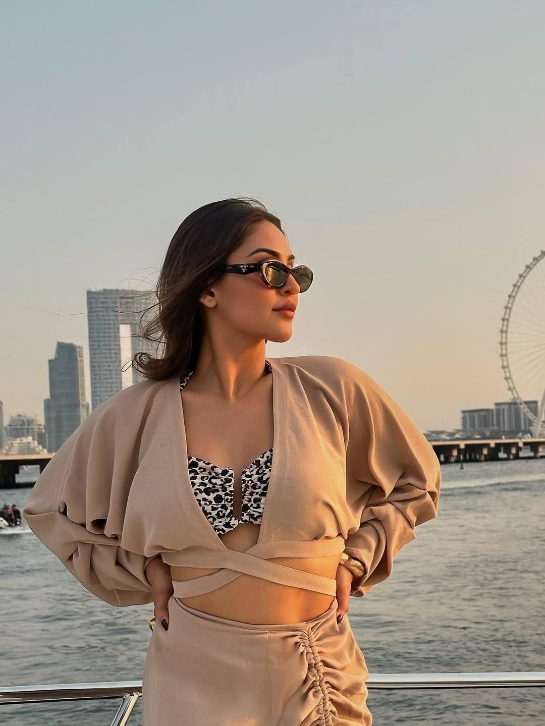 Crystal D'Souza is enjoying vacation in Dubai these days. During this time, her roomy boyfriend Ghulam Gaus Deewani is also with the actress.