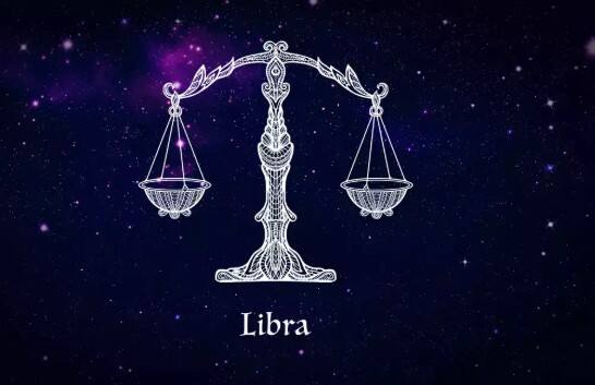 ਤੁਲਾ ਰਾਸ਼ੀ   ਤੁਹਾਡੇ ਨੌਵੇਂ ਘਰ ਵਿੱਚ ਗਜਕੇਸਰੀ ਯੋਗ ਬਣੇਗਾ, ਜੋ ਕਿਸਮਤ ਅਤੇ ਅਧਿਆਤਮਿਕ ਵਿਕਾਸ ਲਈ ਸ਼ੁਭ ਹੈ। ਇਸ ਸਮੇਂ ਦੌਰਾਨ, ਤੁਹਾਨੂੰ ਲੰਬੀਆਂ ਯਾਤਰਾਵਾਂ, ਵਿਦੇਸ਼ੀ ਸੰਪਰਕਾਂ ਜਾਂ ਉੱਚ ਸਿੱਖਿਆ ਦੇ ਮੌਕੇ ਮਿਲ ਸਕਦੇ ਹਨ। ਇਸ ਸਮੇਂ ਤੁਹਾਡੀਆਂ ਬੌਧਿਕ ਅਤੇ ਅਧਿਆਤਮਿਕ ਯੋਗਤਾਵਾਂ ਆਪਣੇ ਸਿਖਰ 'ਤੇ ਹੋਣਗੀਆਂ। ਕੰਮ ਵਾਲੀ ਥਾਂ 'ਤੇ ਵੀ ਨਵੀਆਂ ਸੰਭਾਵਨਾਵਾਂ ਪੈਦਾ ਹੋਣਗੀਆਂ ਅਤੇ ਤੁਹਾਡੀਆਂ ਯੋਜਨਾਵਾਂ ਸਫਲ ਹੋਣਗੀਆਂ। ਨਵੇਂ ਹੁਨਰ ਸਿੱਖੋ ਅਤੇ ਯਾਤਰਾ ਦੀਆਂ ਯੋਜਨਾਵਾਂ ਬਣਾਓ ਤਾਂ ਜੋ ਤੁਹਾਨੂੰ ਇਸ ਯੋਗ ਤੋਂ ਵੱਧ ਤੋਂ ਵੱਧ ਲਾਭ ਮਿਲੇ।