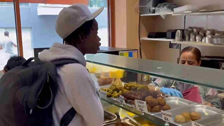British Youtuber Cenzo who ate chicken in ISKCON temple in London know whole matter ब्रिटिश YouTuber ने ISKCON रेस्टोरेंट लंदन में खाया चिकन! बवाल मचने पर मांगी माफी, जानें क्या है पूरा मामला