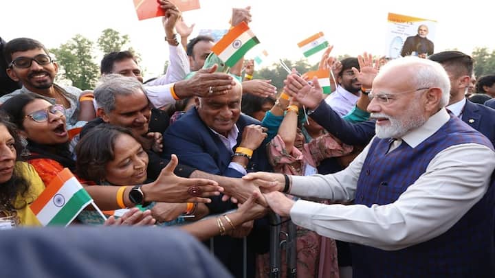 रामचंद्र शास्त्री ने अपने परिवार के साथ पीएम मोदी का स्वागत किया। उन्होंने कहा,
