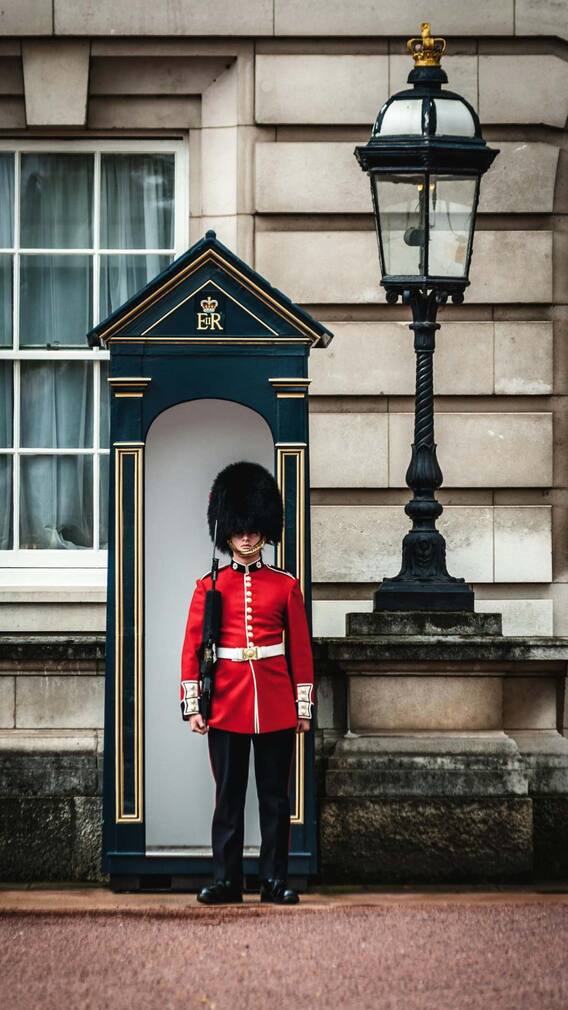 कोहिनूर के अलावा अंग्रेजों के पास भारत का क्या-क्या है?