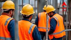 গ্রেফতারির পর হেনস্থার অভিযোগ, মুক্তির দাবিতে সরব পরিযায়ী শ্রমিকদের পরিবার