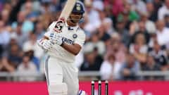 IND vs ENG: यशस्वी जायसवाल ने मैनचेस्टर में रचा इतिहास, 51 साल बाद भारतीय ओपनर ने दोहराया गावस्कर जैसा कारनामा