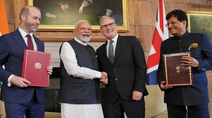 India UK FTA: இந்தியா-இங்கிலாந்து இடையே தடையற்ற வர்த்தக ஒப்பந்தம்; இதனால இந்தியாவுக்கு இவ்ளோ பயன்களா.? India UK Free Trade Deal Signed during Modi Visit Know How it will Benefit India India UK FTA: இந்தியா-இங்கிலாந்து இடையே தடையற்ற வர்த்தக ஒப்பந்தம்; இதனால இந்தியாவுக்கு இவ்ளோ பயன்களா.?