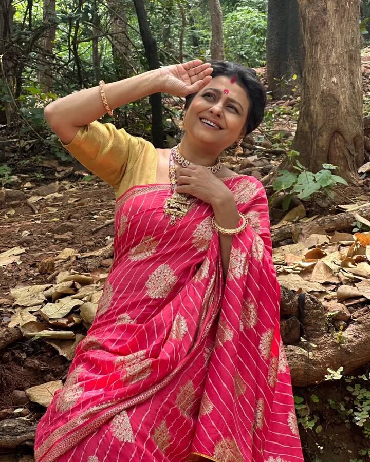 The actress told that that person was a big star of films in her era. Later he became a producer and director.
