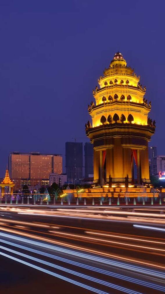 कंबोडिया पर किसका कब्जा था?