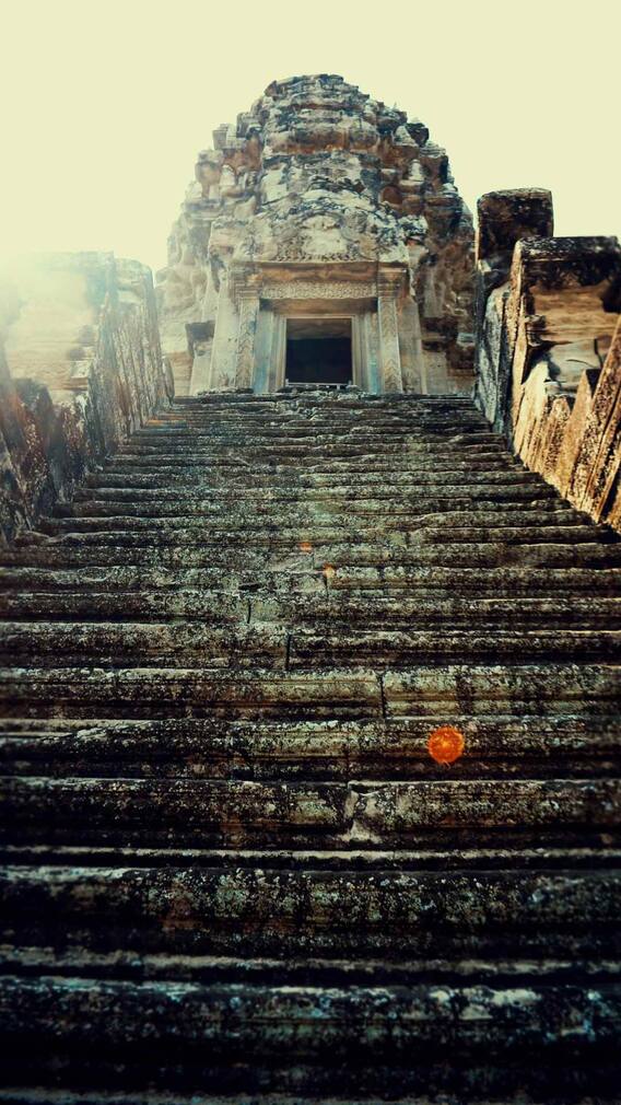 भारत से कितनी दूर है कंबोडिया?