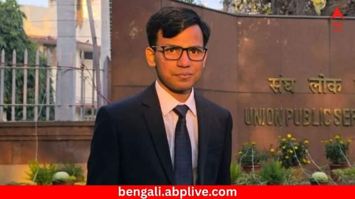 Manu Garg Success Story: ইউপিএসসিতে সারা ভারতের মধ্যে সিভিল সার্ভিসে ৯১তম স্থান অর্জন করে নেন মনু গর্গ। মাত্র ২৩ বছরেই নজির গড়েন তিনি।