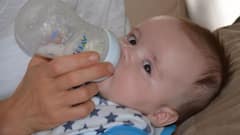 IVF Ovum Donation : āĻĄāĻŋāĻŽā§āĻŦāĻžāĻŖā§ āĻā§āĻĒāĻžāĻĻāύ⧠āϏāĻŽāϏā§āϝāĻž? āĻāĻŋāύāĻāϤ āϤā§āϰā§āĻāĻŋ? āĻŦāĻžāϧāĻž āĻŦā§āϏ? āĻ
āύā§āϝā§āϰ āĻĄāĻŋāĻŽā§āĻŦāĻžāĻŖā§ āύāĻŋā§ā§ āĻāĻāύ āĻŽāĻž āĻšāĻā§āĻā§āύ āĻ
āύā§āĻā§āĻ, āĻā§ āĻāĻ āĻāĻāĻžāĻŽ āĻĄā§āύā§āĻļāύ?
