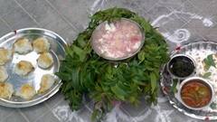 Aadi Month Koozh: பக்தர்களே.. ஆடி மாதம் அம்மன் கோயிலில் கூழ் ஊற்றுவது ஏன்? இதுதான் காரணமா!