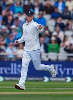 स्टोक्स-गांगुली और..., ये खिलाड़ी बाएं हाथ से बैटिंग और दायें हाथ से करते हैं बॉलिंग; बहुत लंबी है लिस्ट