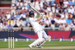Joe Root News : सचिनच्या चाहत्यांमध्ये भीतीचे वातावरण; एकामागून एक विक्रम मोडतो जो रूट, तेंडुलकरचा विश्वविक्रम मोडण्यापासून इतक्या धावा दूर