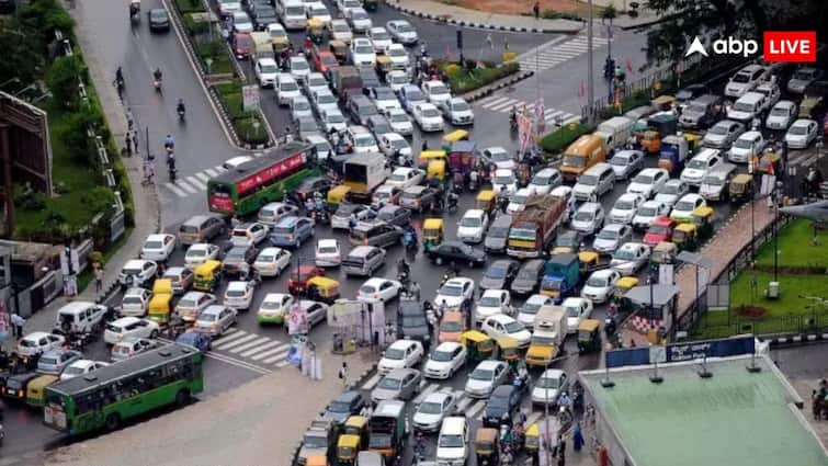 Viral Post: बेंगलुरू-मुंबई के ट्रैफिक से परेशान हुए कॉरपोरेट एम्पलाई, मांग रहे ‘वर्क फ्रॉम होम’