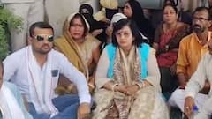 UP Minister Protests Against SHO Over 'False SC/ST Case' On BJP Workers In Kanpur