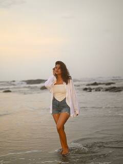 Anjali arora: દરિયાકાંઠે અંજલી અરોરાએ કરાવ્યું ગ્લેમરસ ફોટોશૂટ, જુઓ બોલ્ડ અંદાજ