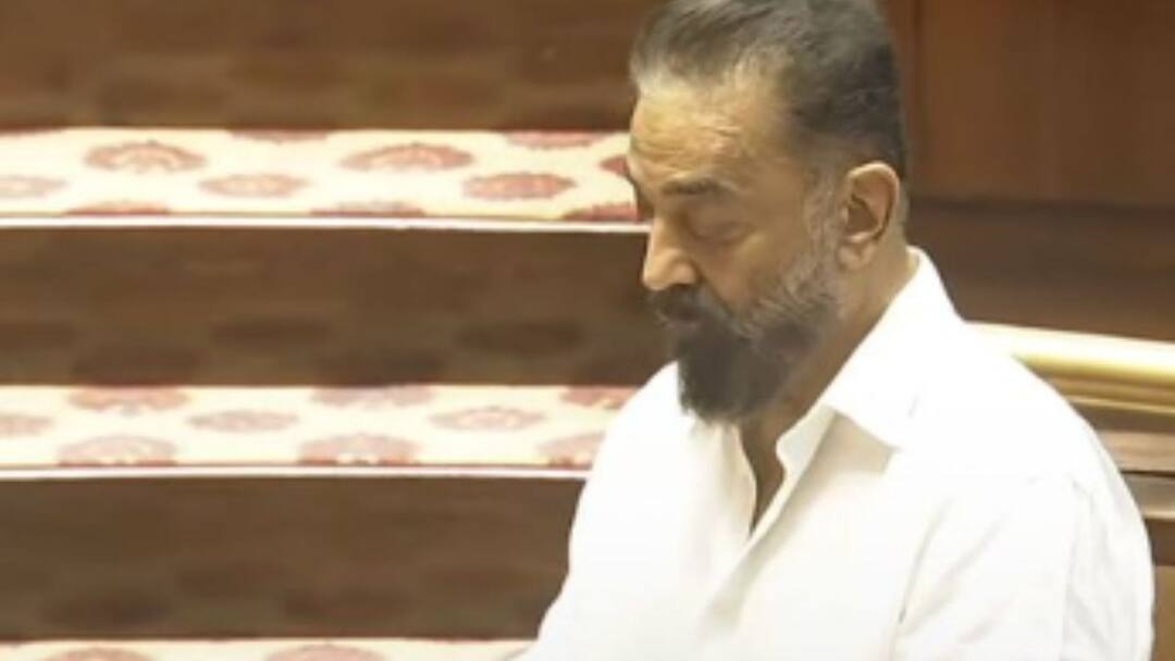 மாநிலங்களவையில் தமிழில் பதவியேற்பு.. கமல்ஹாசன் எனும் நான்.. மநீம தொண்டர்கள் உற்சாகம்