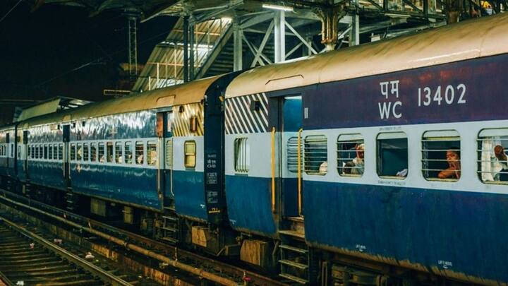 अगर आपकी जर्नी 7 दिन से ज्यादा लंबी है. तो हर एक्स्ट्रा दिन पर अलग से चार्ज लगता है. पूरी ट्रेन बुक करने पर कोच के हिसाब से डिपॉजिट बढ़ता जाता है. नार्मली कोई एक साथ पूरी ट्रेन ऑनलाइन नहीं बुक कर सकता. FTR पोर्टल से आप एक बार में दो कोच तक बुक कर सकते हैं.