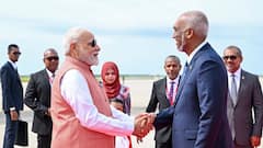 भारत-मालदीव के रिश्तों को बूस्टर डोज! PM मोदी के लिए मुइज्जू ने तोड़ा प्रोटोकॉल, साथ दिखे सरकार के टॉप 4 मंत्री
