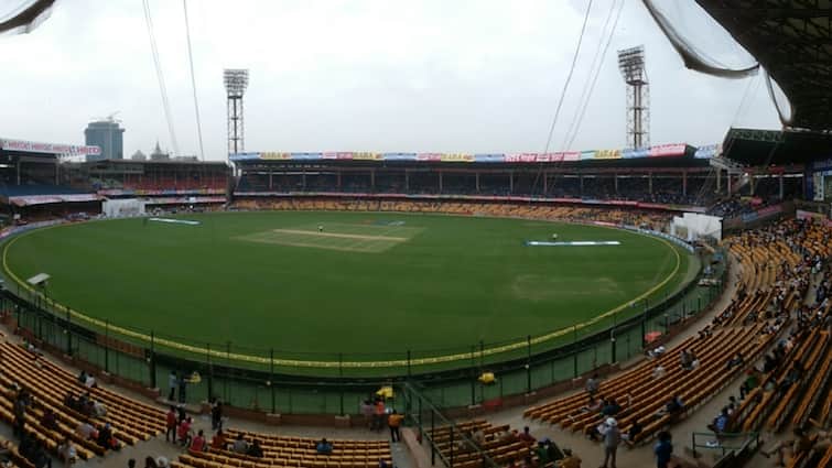 तो, क्या वे अब चिन्नास्वामी में मेल नहीं खाते हैं? विश्व कप मैचों में संकट