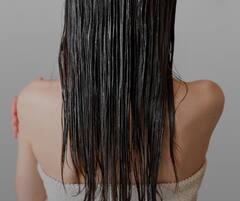 मॉनसून में बालों को झड़ने से बचाने के लिए क्या करें, फॉलो करें ये 6 टिप्स