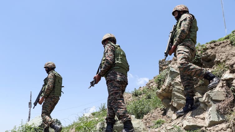 Pakistan Violates Ceasefire Along LoC In J-K’s Poonch, Army Responds With Retaliatory Fire: Rep