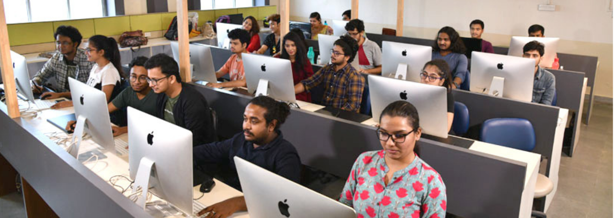 ইঞ্জিনিয়ারিং ভবিষ্যতের জন্য প্রস্তুত মন: কেন NSHM পূর্ব ভারতে আগামী ইঞ্জিনিয়ারদের জন্য একটি সেরা পছন্দ