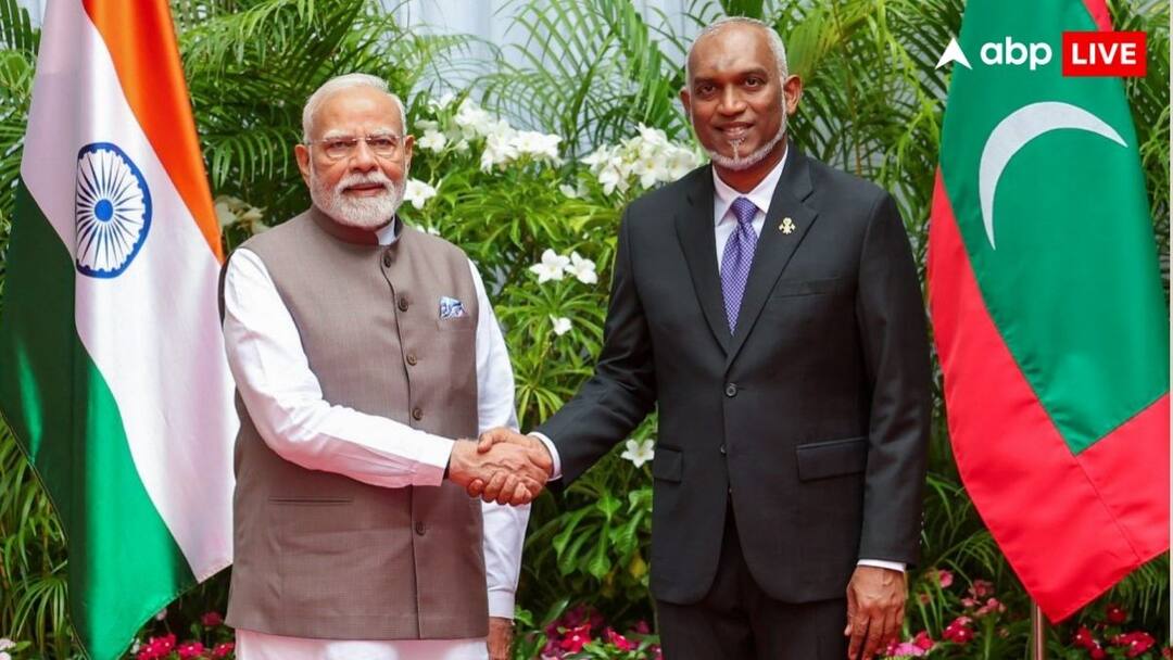 mohamed muizzu U turn after india out says pm modi is wonderful person Maldives relation with china मालदीव में अब इंडिया-इन! मुइज्जू का यू-टर्न, पीएम मोदी की तारीफ में पढ़े कसीदे, बोले- वो शानदार इंसान