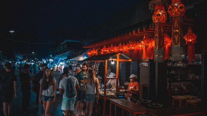 Every year millions of foreign tourists come to visit Thailand. There is a Buddhist temple, beach, and a lot of natural bliss here. Apart from this, there are also places like Bangkok, Pattaya, Phuket.