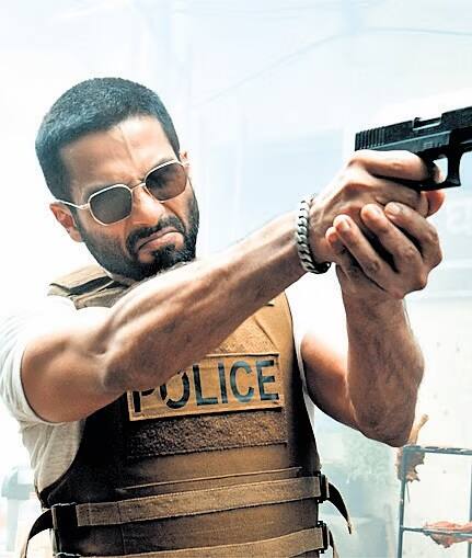 Deva - Shahid Kapoor's film 'Deva' has also been named in the list of flop films. The budget of the film was 50 crores and according to Caikanilk, it collected 34.02 crores at the box office.