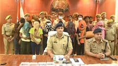 यूपी: कुशीनगर पुलिस ने सेक्स रैकेट का किया भंडाफोड़, होटल से 10 युवतियां और 6 युवक गिरफ्तार