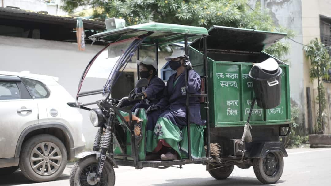 Bilha nagar panchyat Chhattisgarh Wins Top Spot in Swachh Survekshan PM Modi's Praise स्वच्छता में छत्तीसगढ़ की बिल्हा नगर पंचायत का कमाल, 'मन की बात' में PM मोदी ने की सराहना