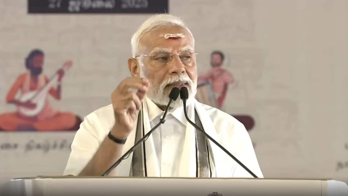 கடாரங்கொண்டான் கட்டிய கங்கை கொண்ட சோழபுரம் கோயிலுக்கு வந்த முதல் பிரதமர் நரேந்திர மோடி