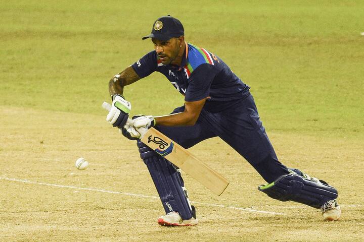 ওই চোট লাগার পর আরও ৯৩ রান যোগ করেন ধবন। ১১৭ রানের দুরন্ত ইনিংস খেলেন ভারতীয় ওপেনার। তাঁর ব্য়াটে ভর করেই ভারতীয় দল ম্যাচও জেতে। তবে পরে জানা যায় ধবনের বুড়ো আঙুলই ভেঙে গিয়েছে এবং তিনি টুর্নামেন্ট থেকেও ছিটকে যান।