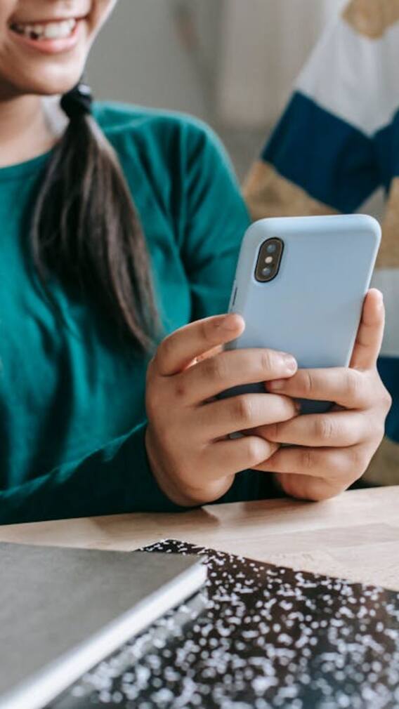 मुलांचा स्क्रिनटाईम असा करा दूर!