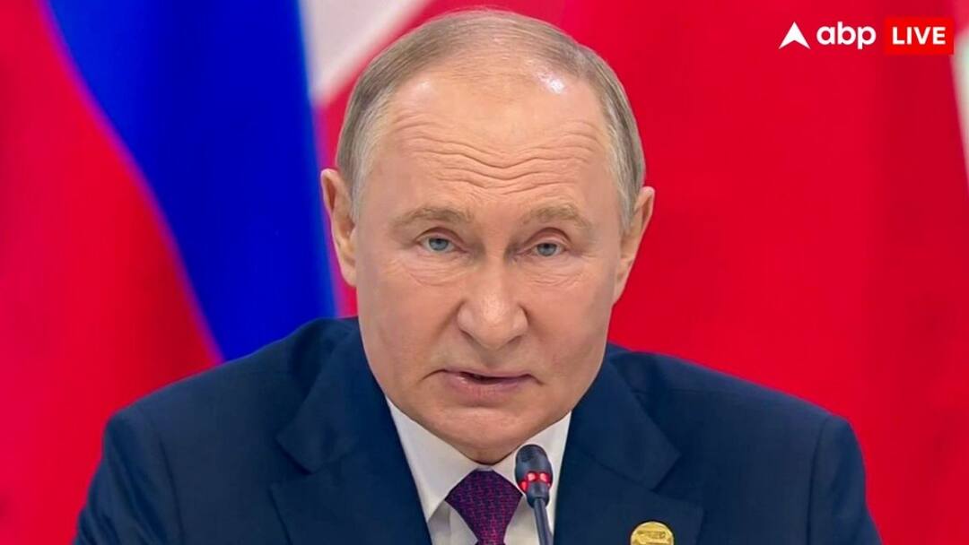 Russia navy day parade cancel security reasons amid ukrainian drones attack Vladimir Putin यूक्रेन के हमलों से दहशत में पुतिन! रूस ने पहली बार रद्द की नेवी परेड, जानें किस बात का है खतरा