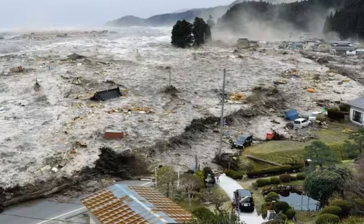 ਜਿਵੇਂ ਹੀ ਭੂਚਾਲ ਦੀ ਤੀਬਰਤਾ 7.5 ਤੋਂ 7.8 ਤੱਕ ਵਧਦੀ ਹੈ, ਸੁਨਾਮੀ ਦਾ ਡਰ ਹੁੰਦਾ ਹੈ। 7.6 ਤੋਂ 7.8 ਤੀਬਰਤਾ ਦੇ ਭੂਚਾਲ ਉੱਚੀਆਂ ਲਹਿਰਾਂ ਪੈਦਾ ਕਰ ਸਕਦੇ ਹਨ। ਜੇਕਰ 7.8 ਤੋਂ ਵੱਧ ਤੀਬਰਤਾ ਦਾ ਭੂਚਾਲ ਆਉਂਦਾ ਹੈ, ਤਾਂ ਸੁਨਾਮੀ ਸਥਾਨਕ ਤੌਰ 'ਤੇ ਦੇਖੀ ਜਾ ਸਕਦੀ ਹੈ ਅਤੇ ਨੁਕਸਾਨ ਬਹੁਤ ਜ਼ਿਆਦਾ ਹੁੰਦਾ ਹੈ।